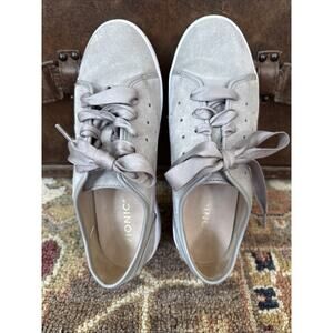 Vionic Keke Gray Suede With Satin Laces Tie Sneakers Women’s Size 7